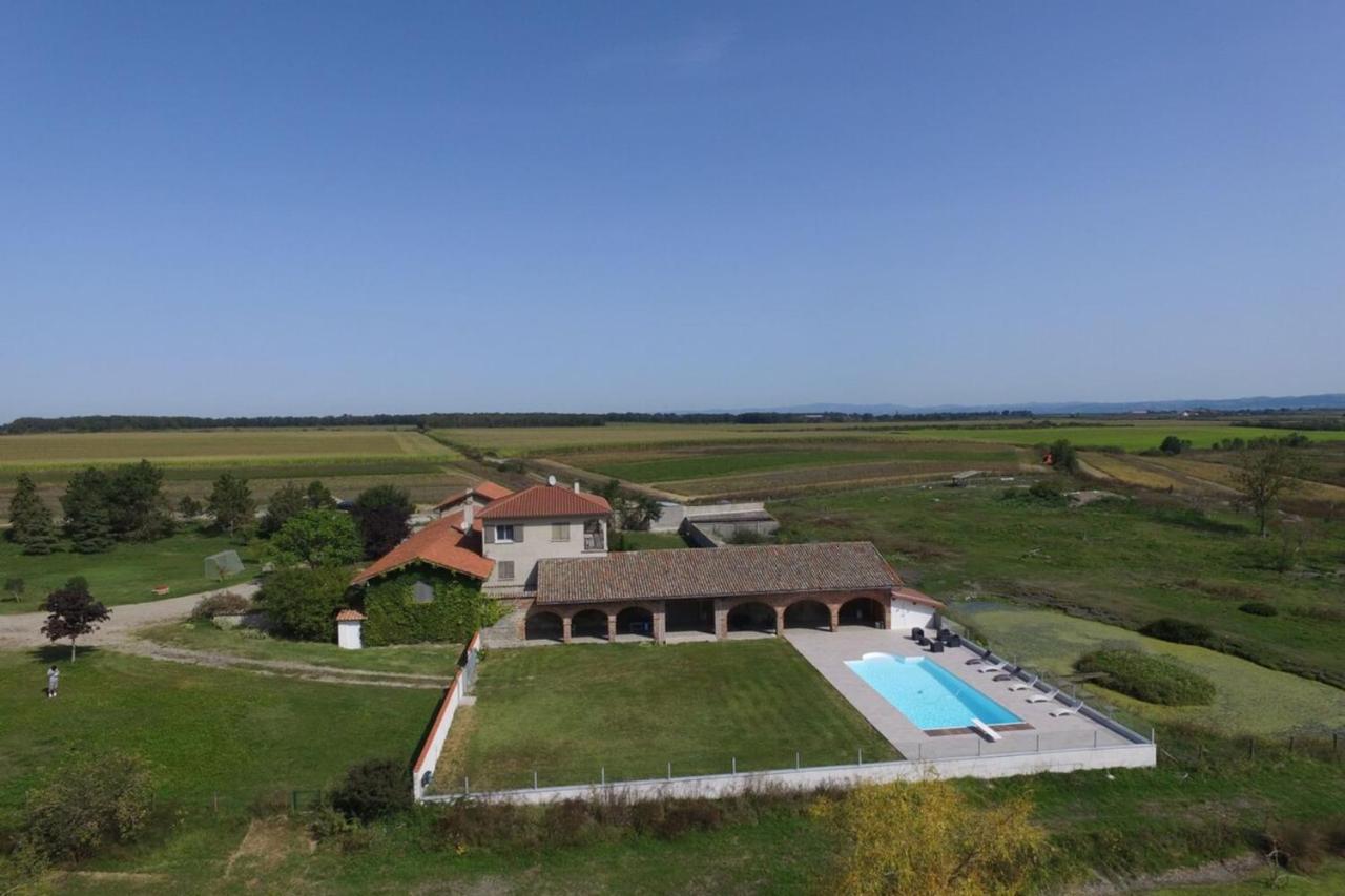 Family Villa At 1H15 From Lyon Precieux Exteriör bild